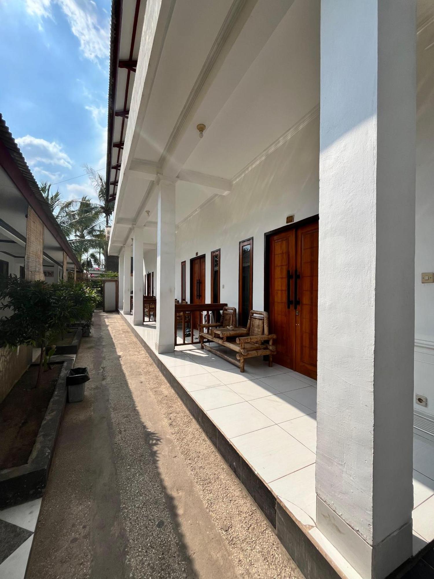 Hotel Bale Sunrise Gili Trawangan Zewnętrze zdjęcie